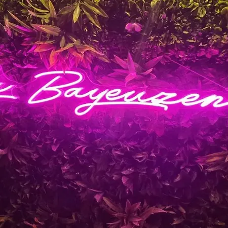 公寓 La Bayeuzen - La Tropicale -